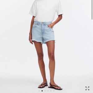 Madewell Relaxed Mid-Length Denim Shorts in Wengler Wash: Step-Hem Edition